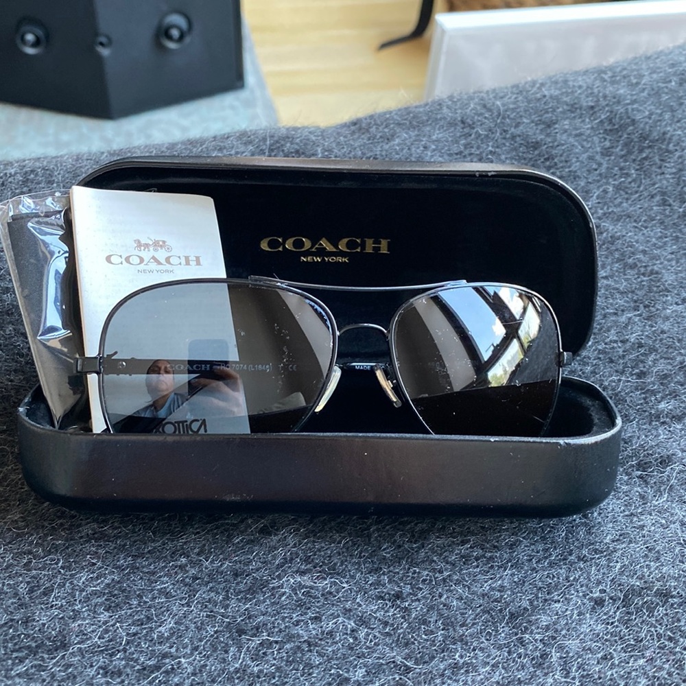 Coach Black Aviator Sunglasses With Gray Lenses